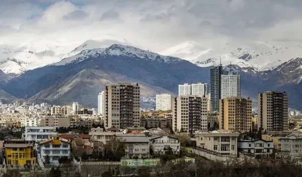 بررسی بازار مسکن در سال 1404 _ آیا مسکن در سال جدید رشد میکند؟! بررسی بازار مسکن در سال 1404 | آیا مسکن در سال جدید رشد میکند؟!